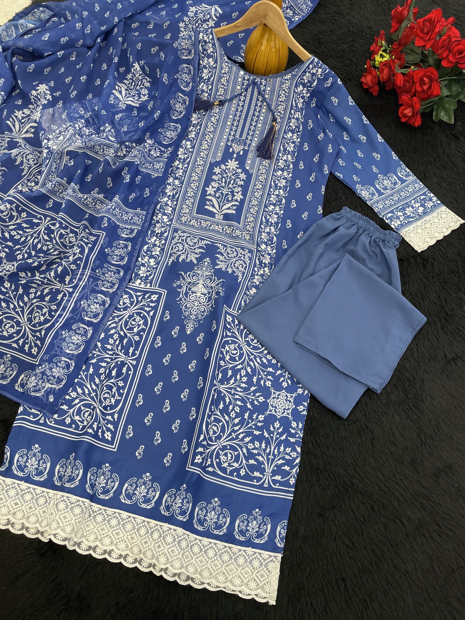 YD 022 PAKISTANI STYLE READY MADE PURE MASLIN COTTON PRINT KURATI