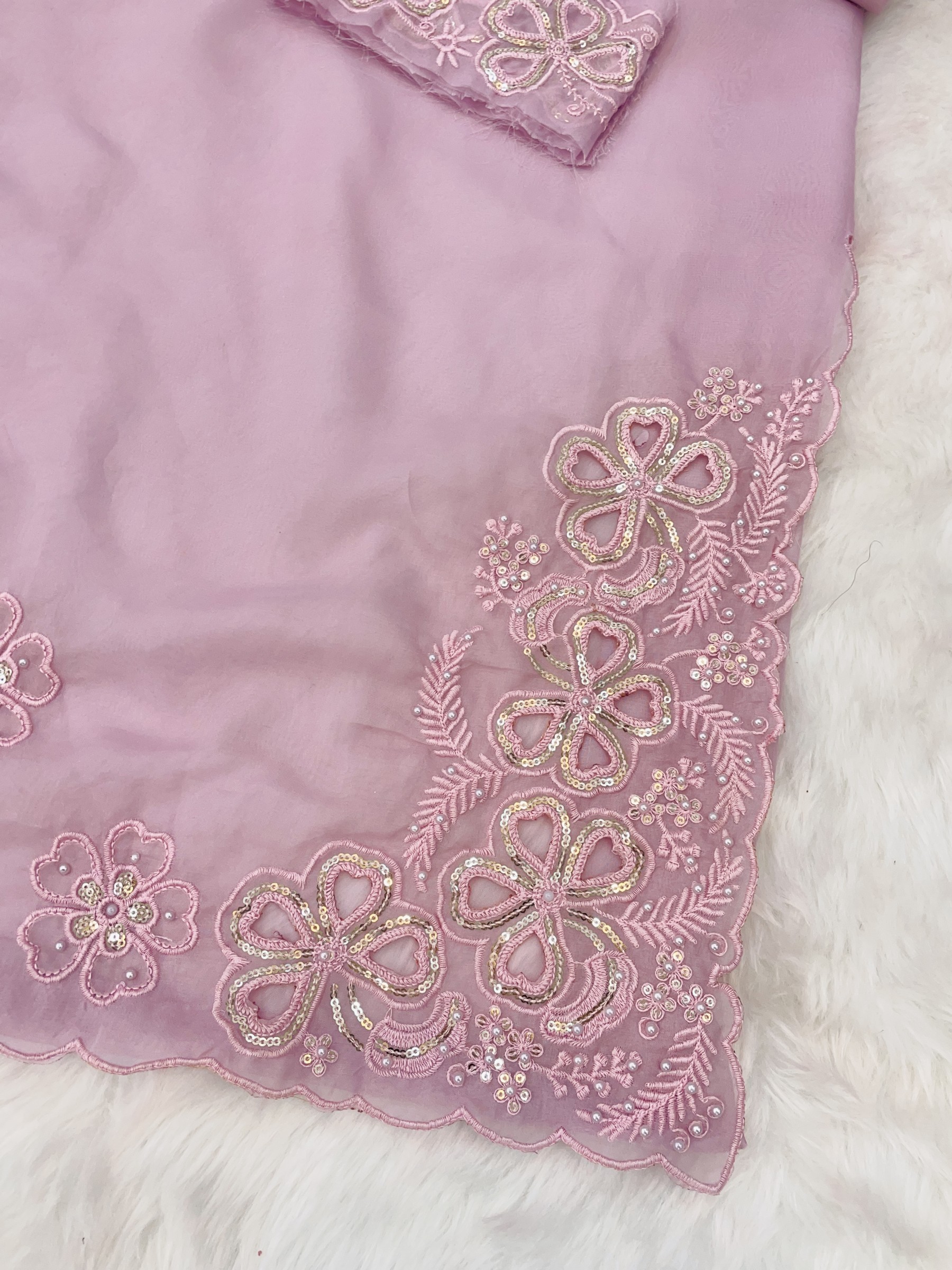  MARYAM’S 188 PAKISTANI EMBROIDERY WORK SALWAR SUIT