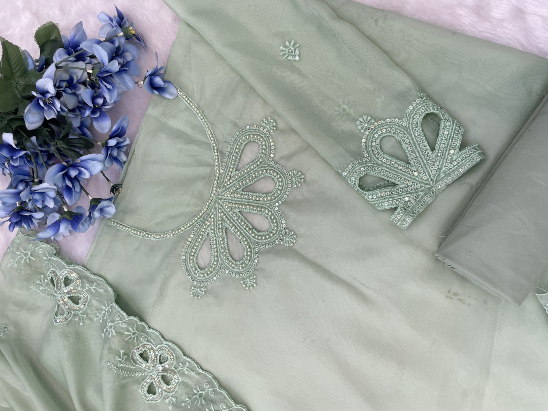  MARYAM’S 188 PAKISTANI EMBROIDERY WORK SALWAR SUIT