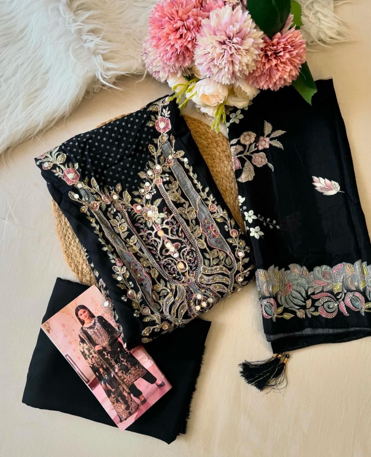 SHREE FABS KT 137 PAKISTANI FANCY MASLIN CONCEPT WITH AARI AND HAND WORK SUIT