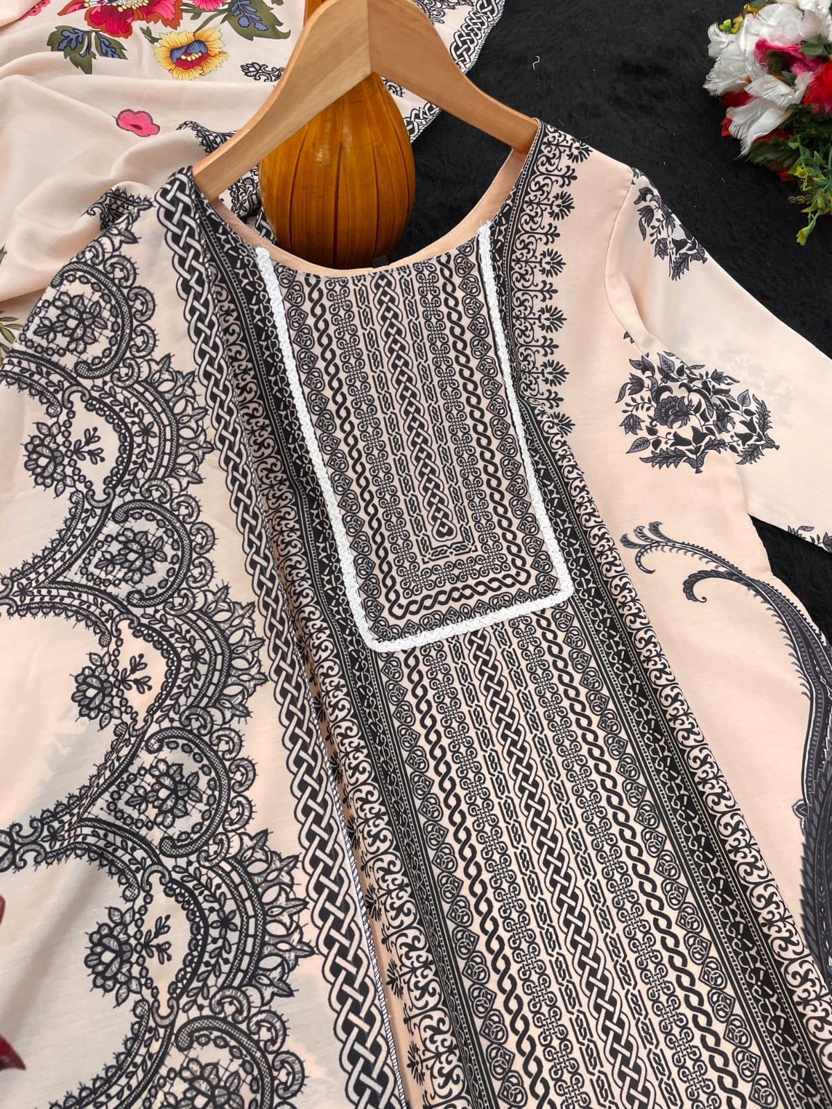YD-021 READYMADE PAKISTANI STYLE MASLIN PRINT KURATI PENT WITH DUPATTA SET 