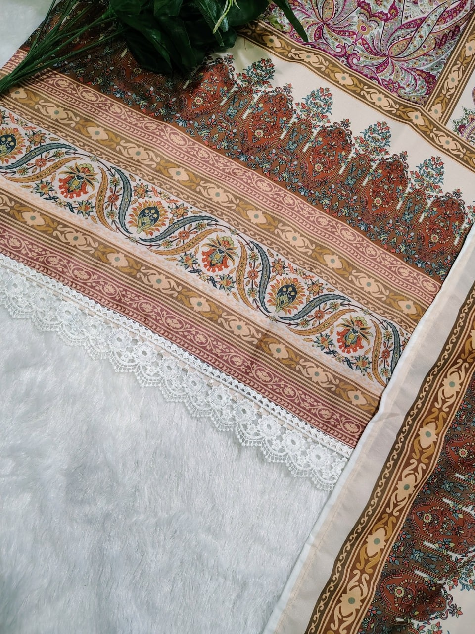 YD 035 PAKISTANI STYLISH KURATI SET ONLINE