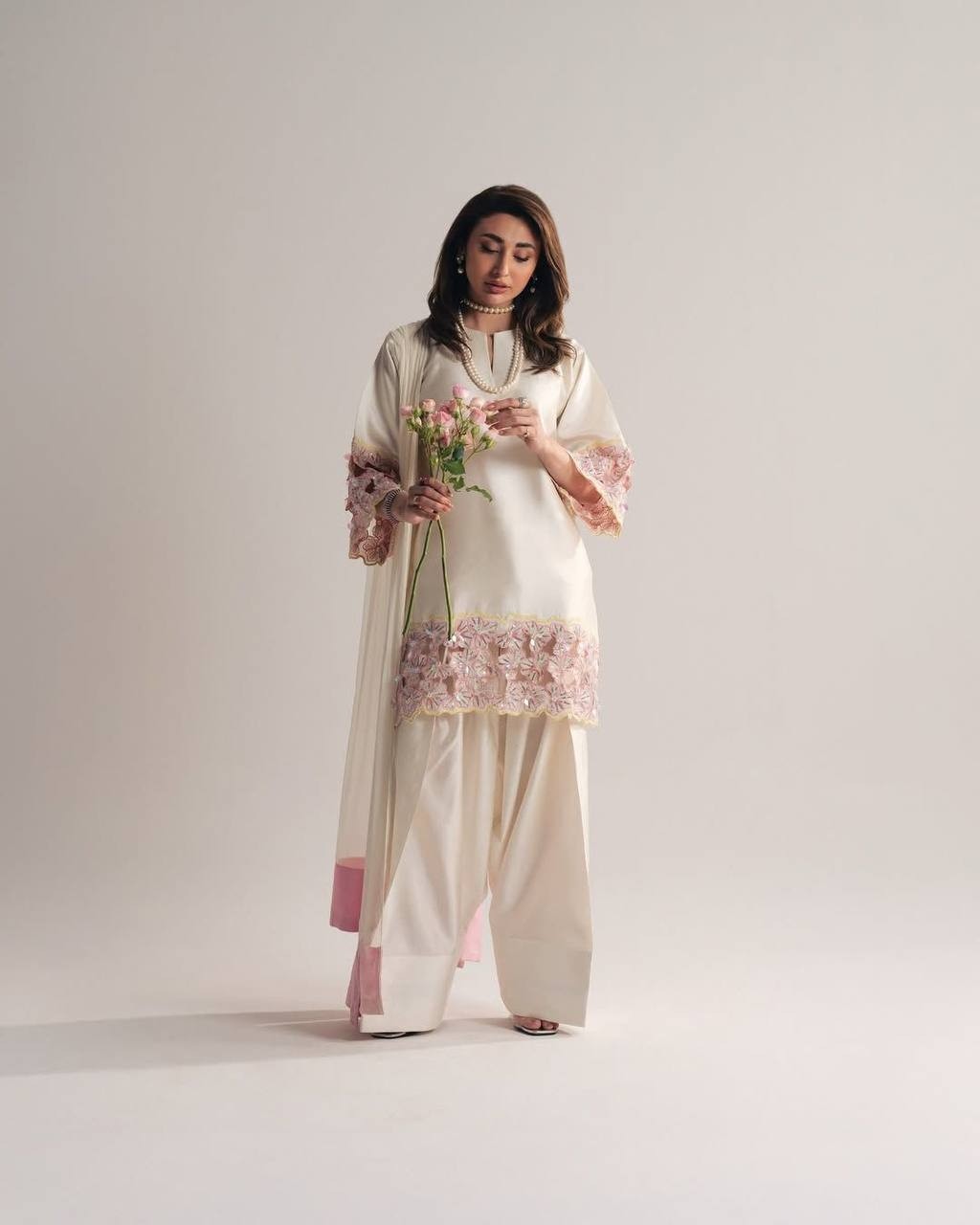 NSR 889 Elegant Pakistani Salwar Suit in Cream with Pink Embroidered Floral Work