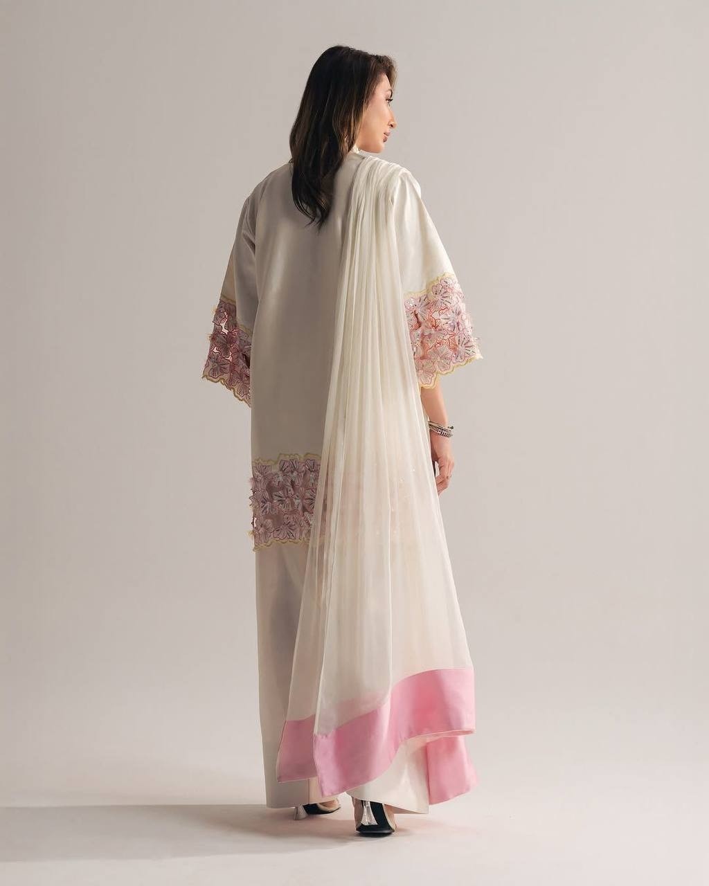 NSR 889 Elegant Pakistani Salwar Suit in Cream with Pink Embroidered Floral Work