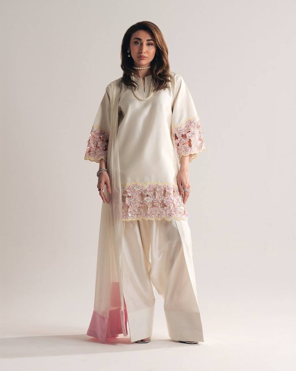 NSR 889 Elegant Pakistani Salwar Suit in Cream with Pink Embroidered Floral Work