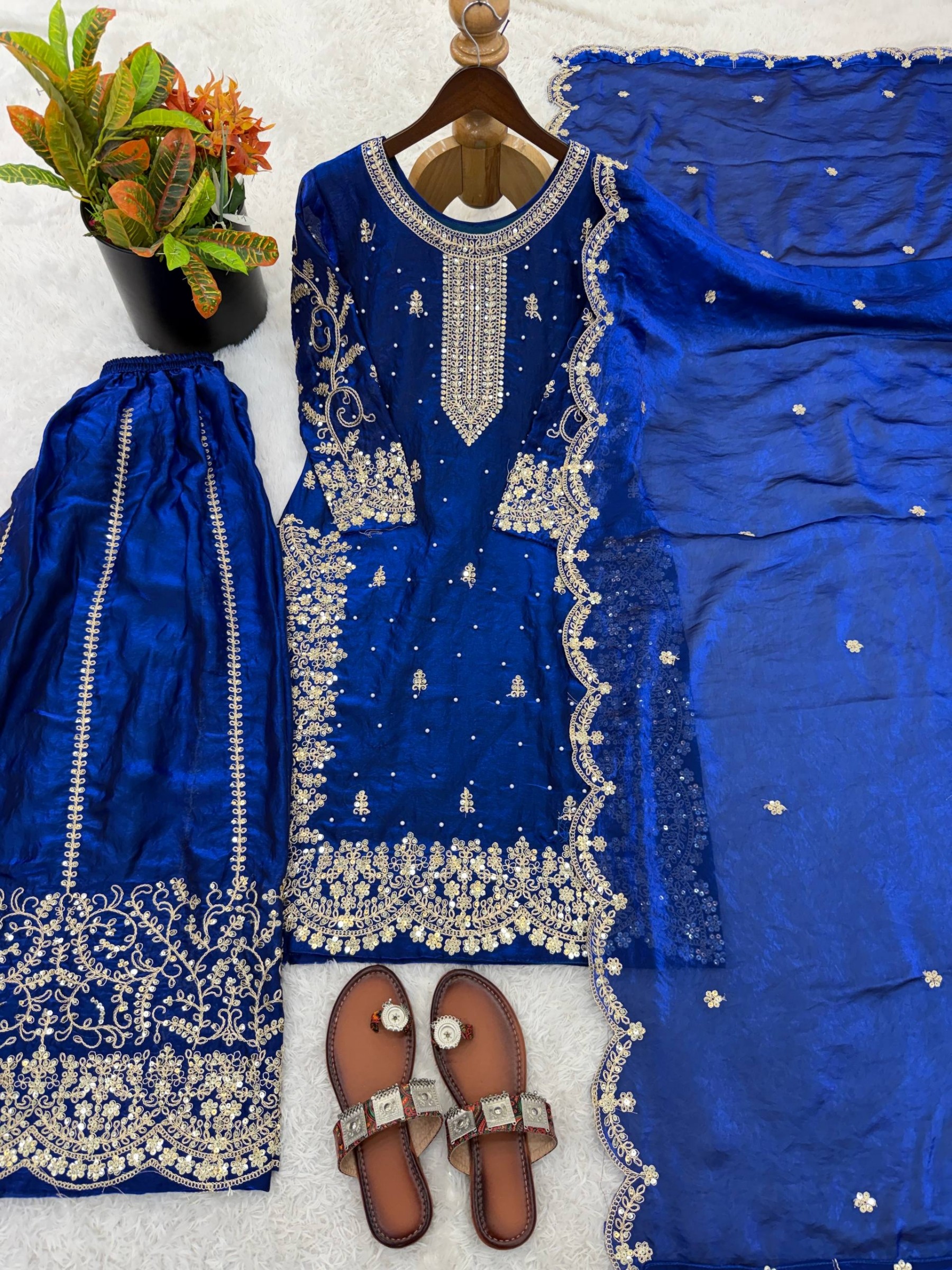  ZSR-3167 Premium Pakistani Salwar Suit for Women with Elegant Party Wear Look