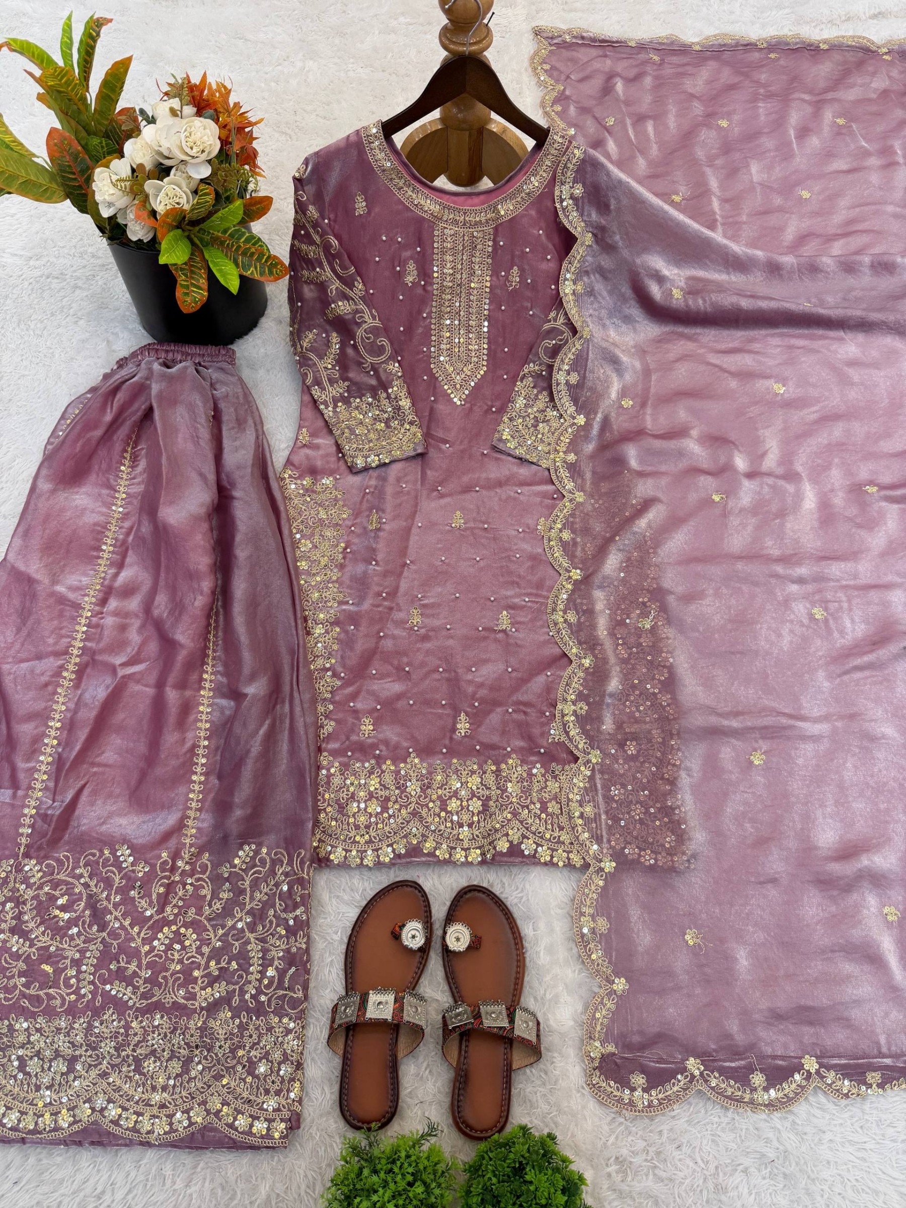  ZSR-3167 Premium Pakistani Salwar Suit for Women with Elegant Party Wear Look