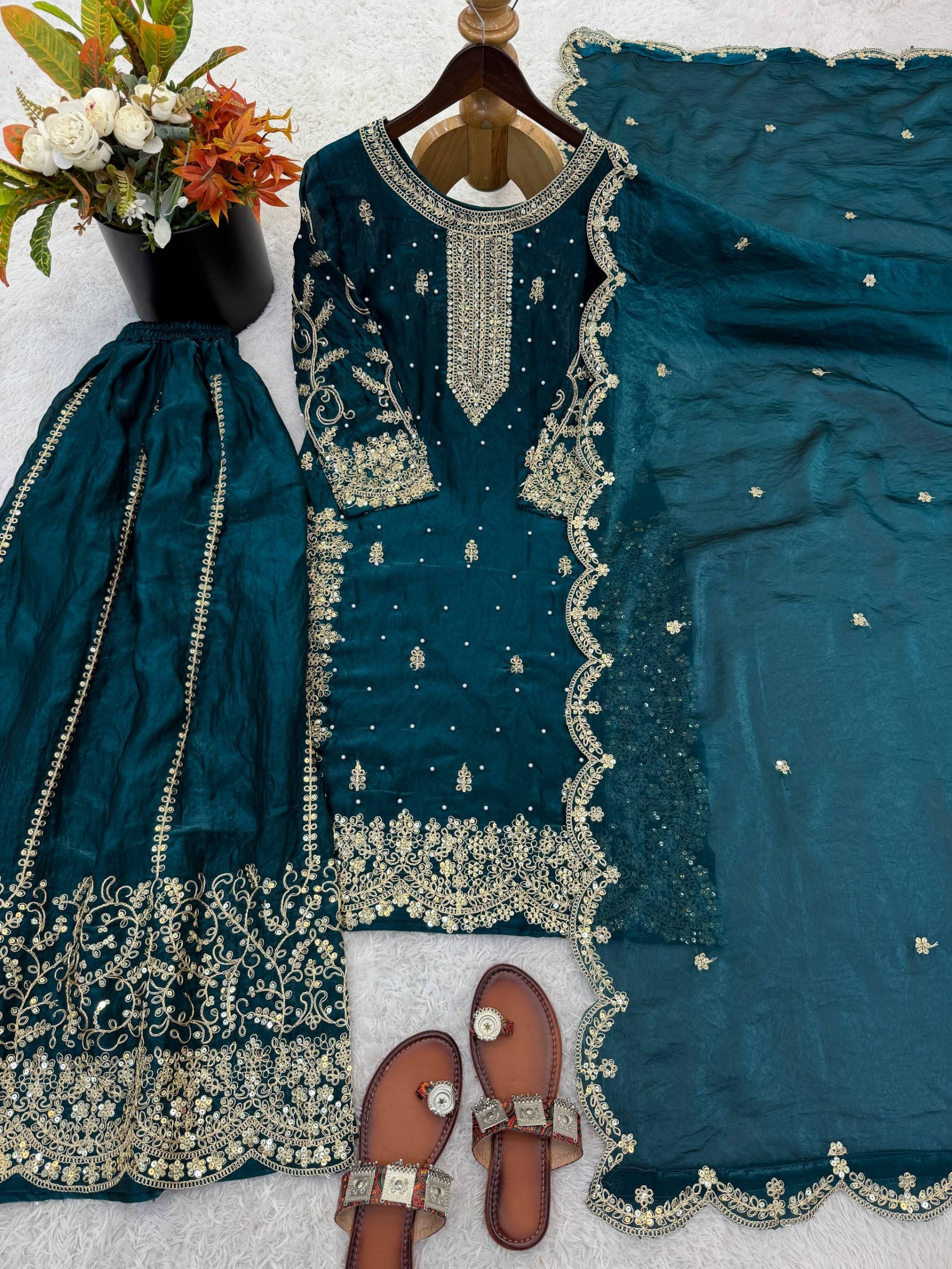  ZSR-3167 Premium Pakistani Salwar Suit for Women with Elegant Party Wear Look