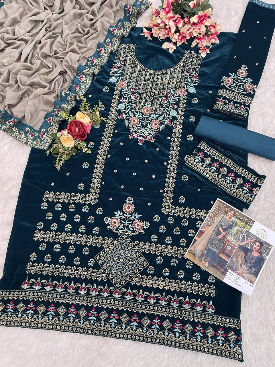MAARiA ~ A P ~ 1147 PAKISTANI VELVET EMBROIDERY SALWAR KAMEEZ SUIT