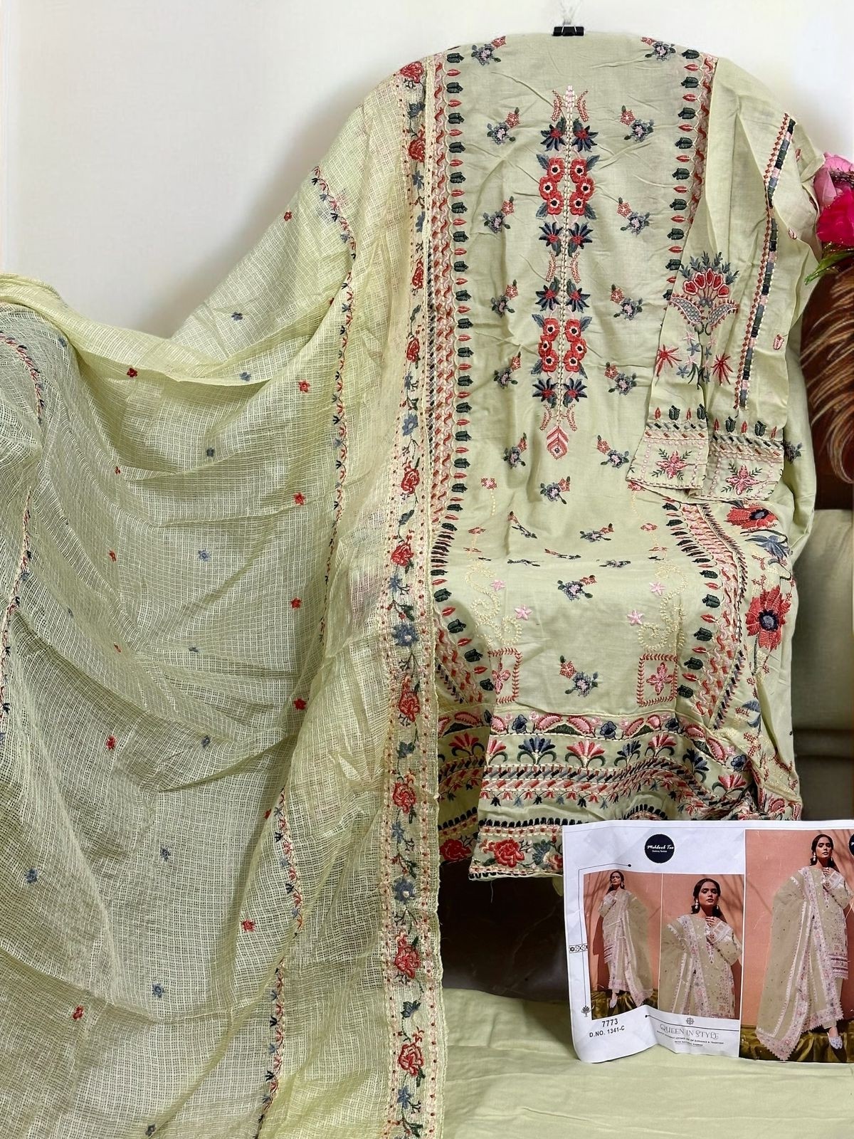 Mehbbob tex  7773 (1341) Pakistani Cotton Prinet Eid Sparkal Suit