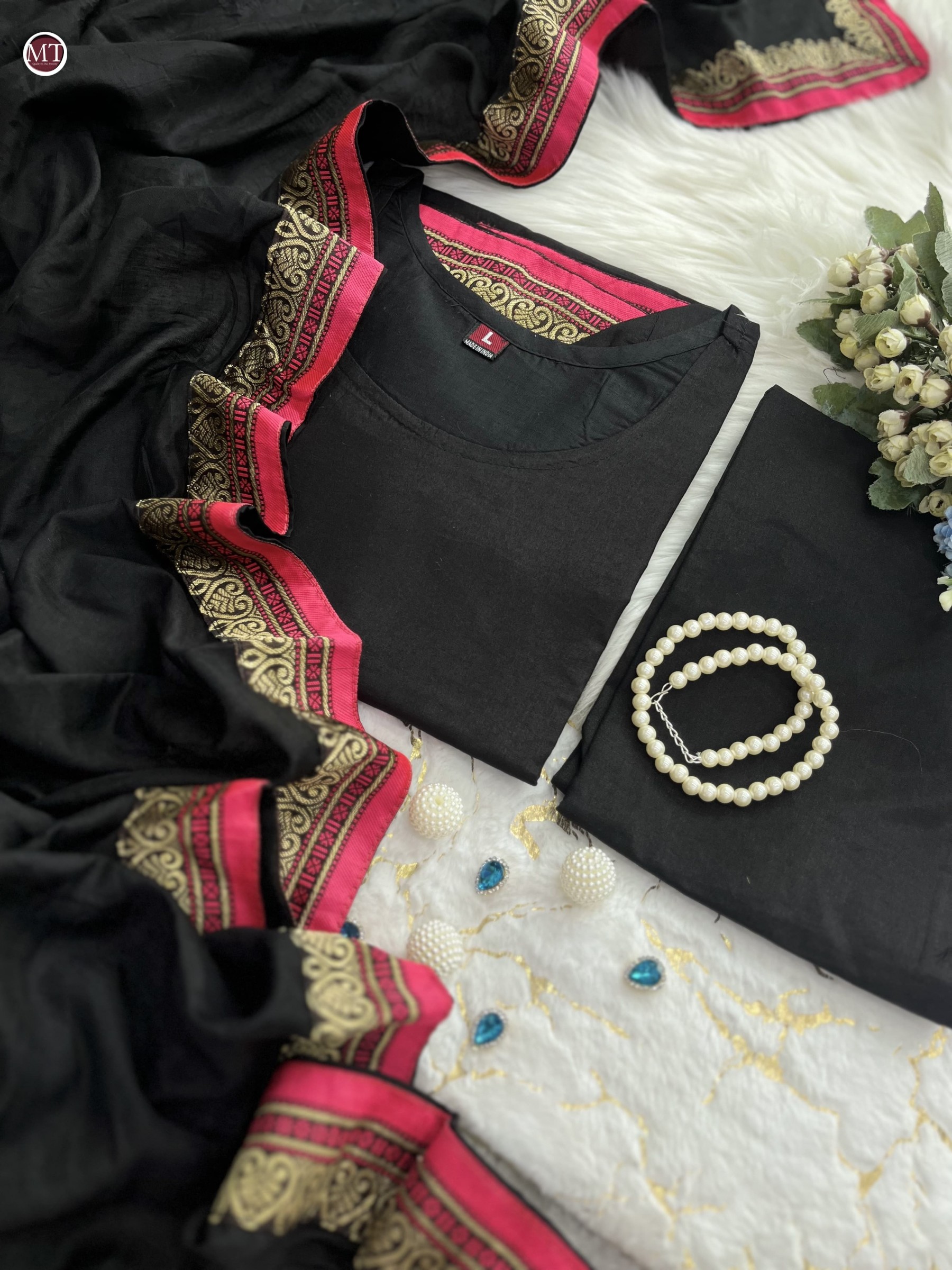 NEW ARIVELLS BLACK BUNNY KURATI AND PENT WITH DUPATTA SET