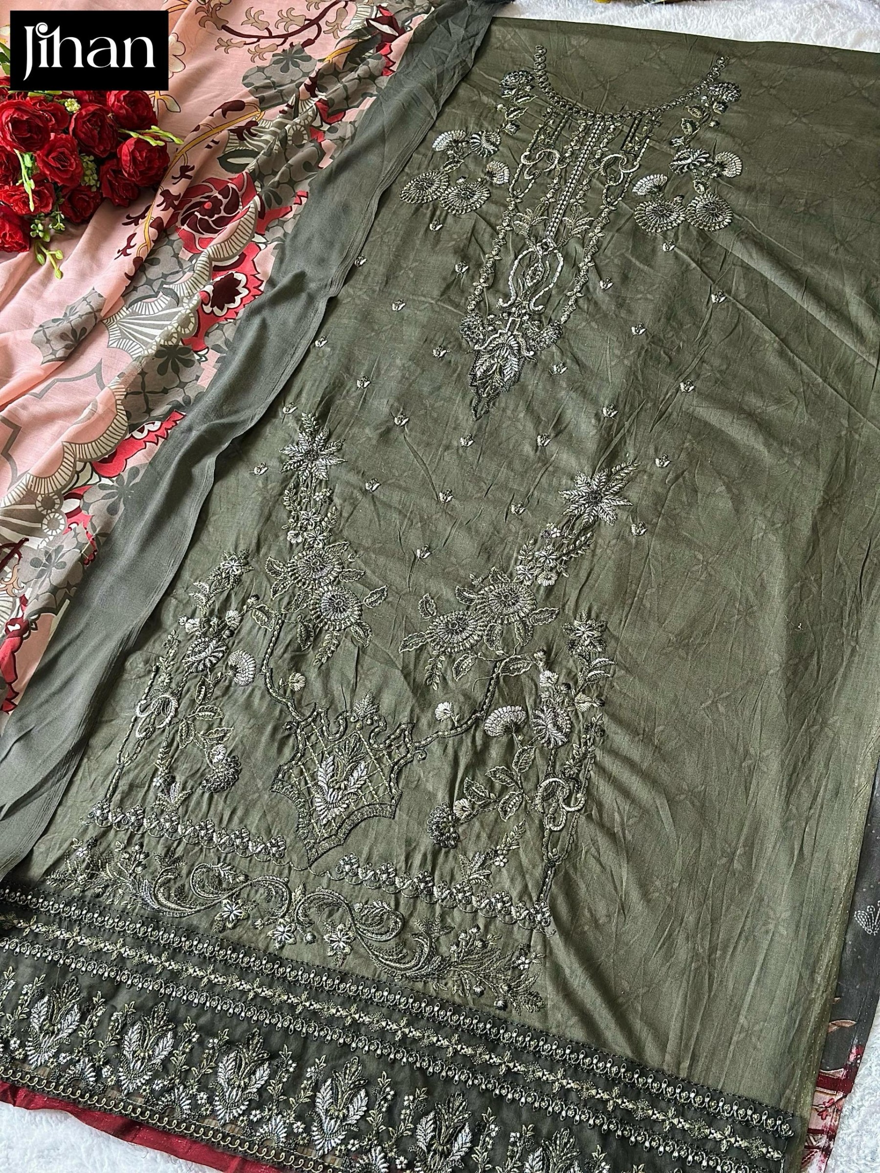 JIHAN 3559 PURE LAWN WITH HEAVY SELF EMBRODERY & PATCH