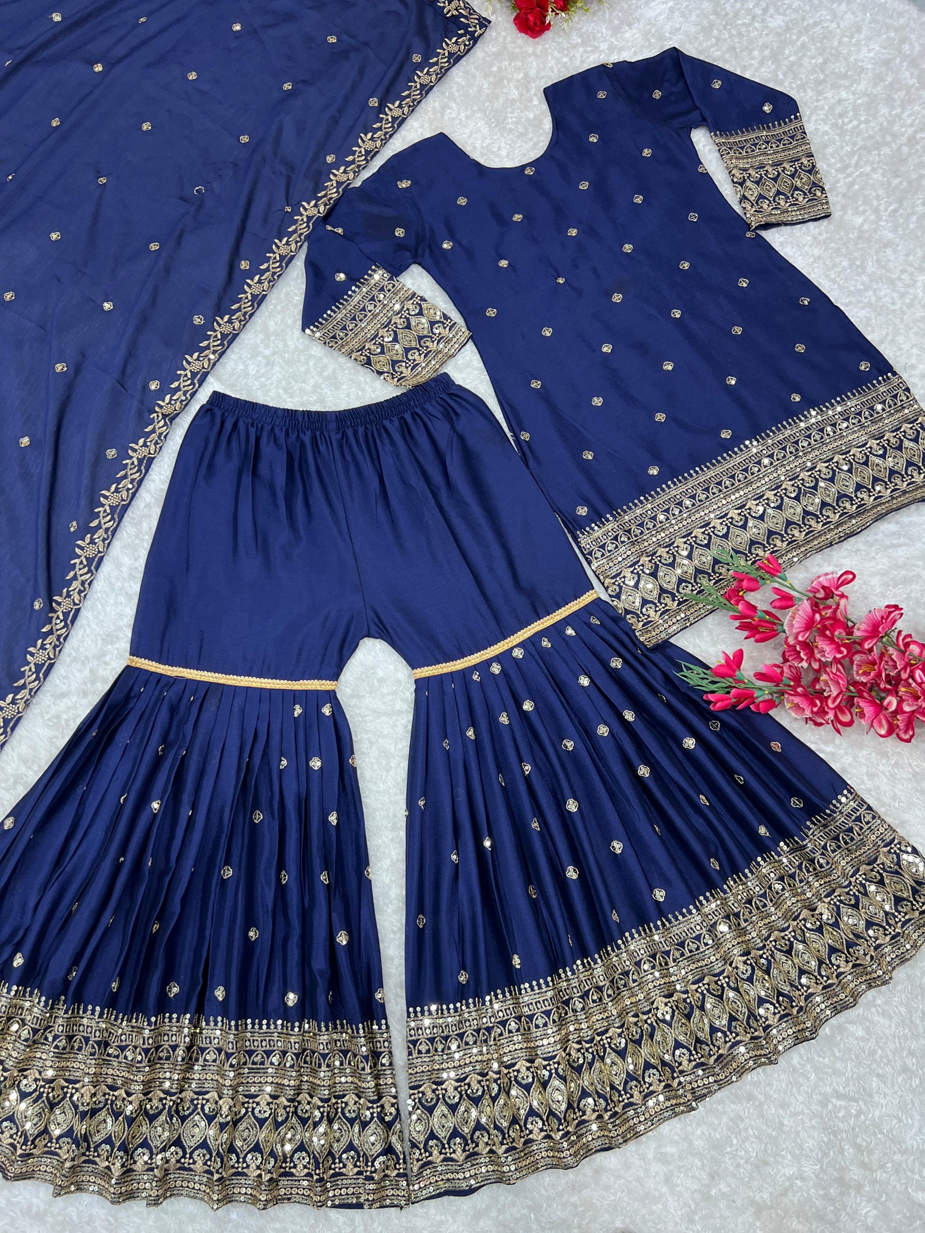 VLM 217 NEW ĐĚSIGNER PARTY WEAR TOP AND PLAZZO. WITH FANCY DUPPATA AND EMBROIDERY WORK