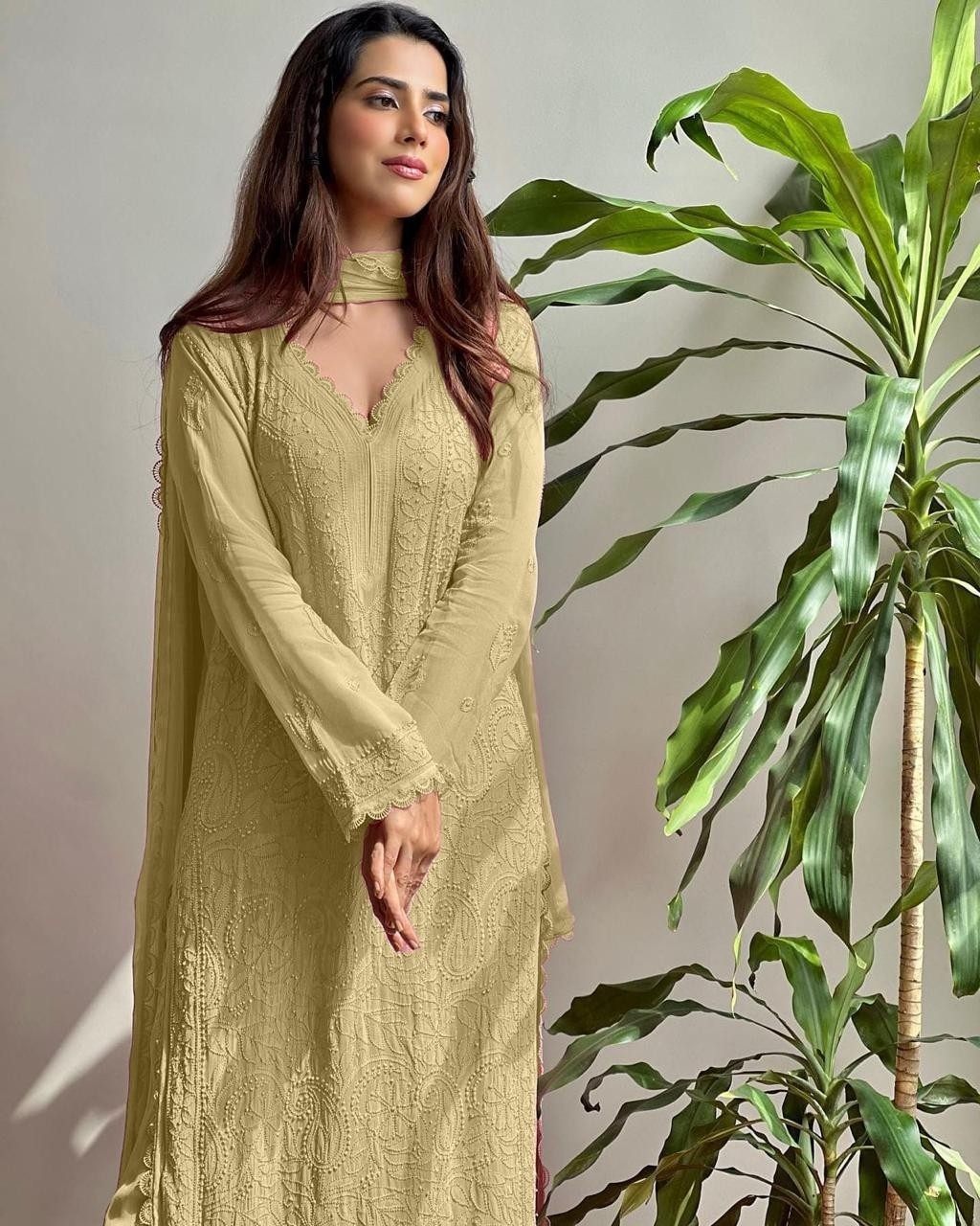 BE 1121 PAKISTANI CHIKANKARI WORK READYMADE 3 PCS SALWAR SUIT