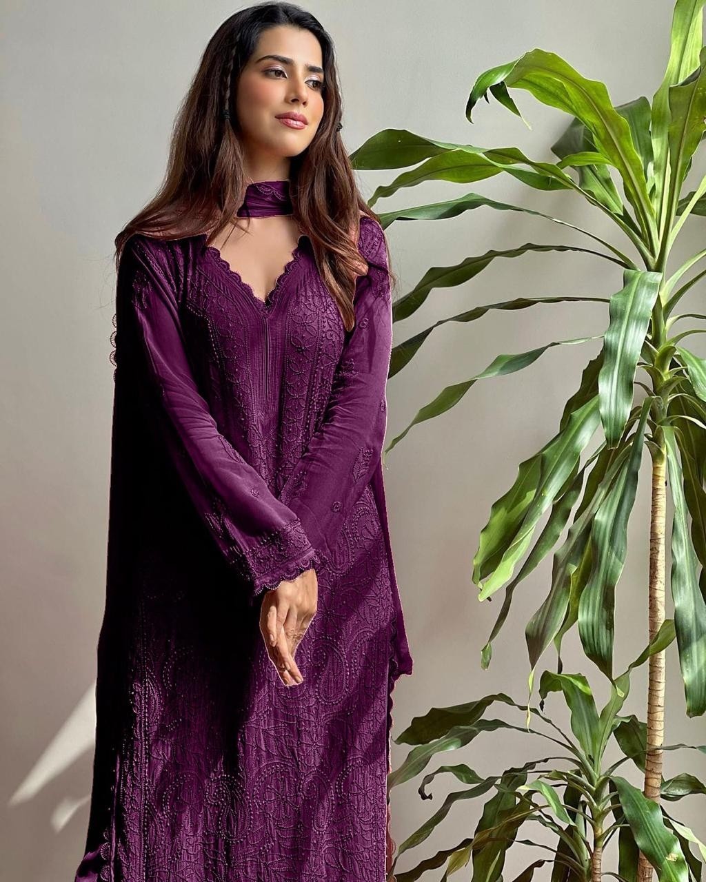 BE 1121 PAKISTANI CHIKANKARI WORK READYMADE 3 PCS SALWAR SUIT