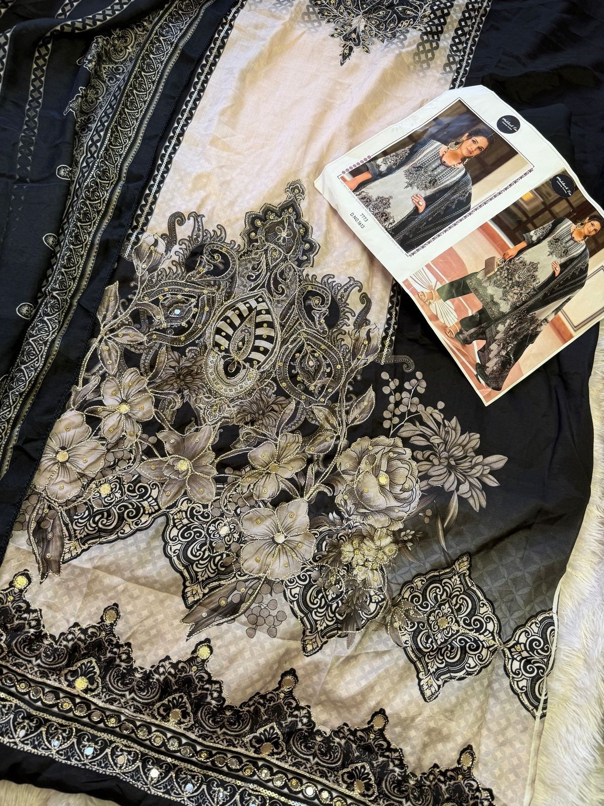 MEHBBOB TEX 1613 PAKISTANI VISCOSE MASLIN COTTON WITH PRINT AND AARI WITH HAND WORK SEMI STICHAD SUIT
