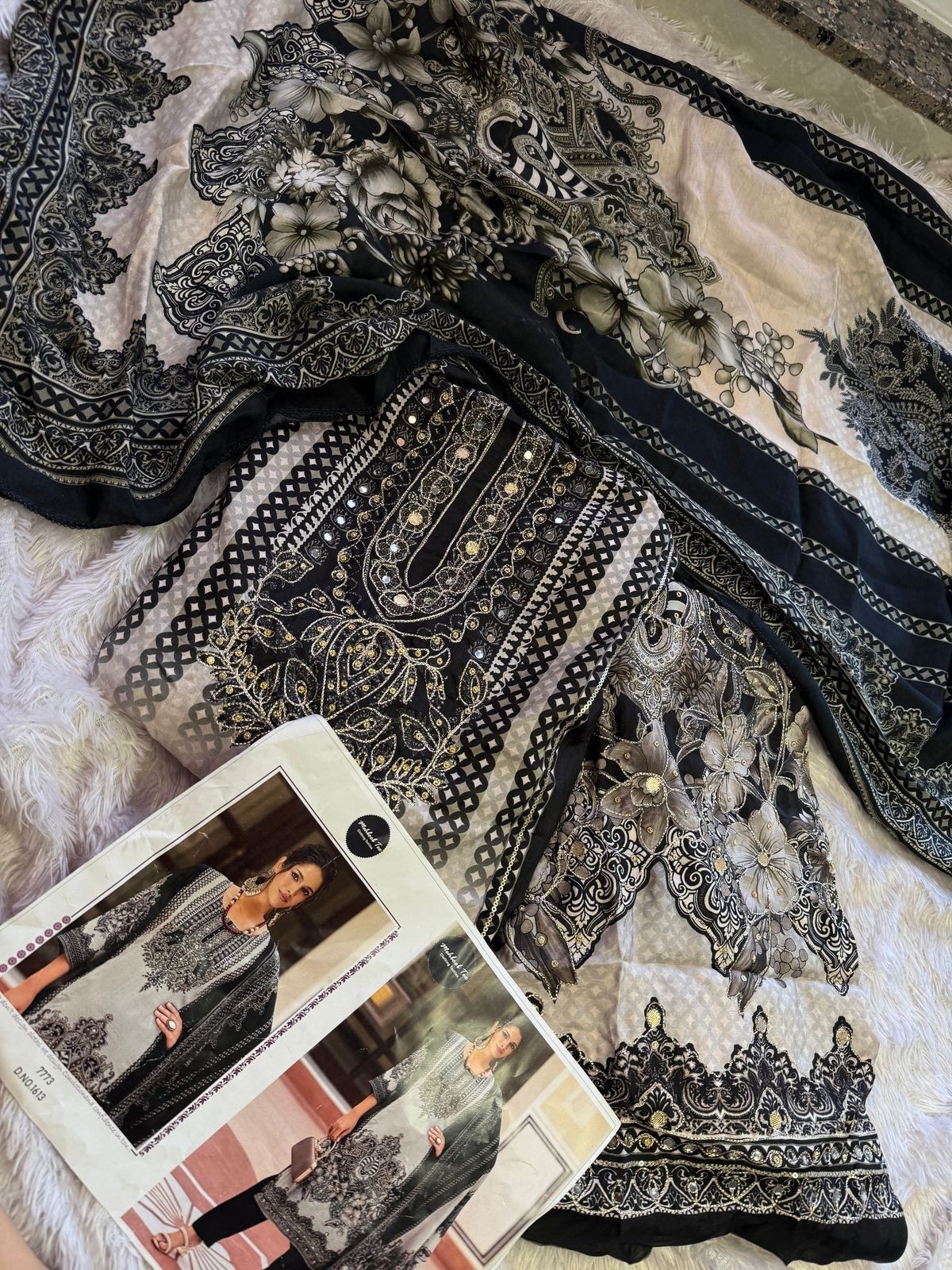 MEHBBOB TEX 1613 PAKISTANI VISCOSE MASLIN COTTON WITH PRINT AND AARI WITH HAND WORK SEMI STICHAD SUIT