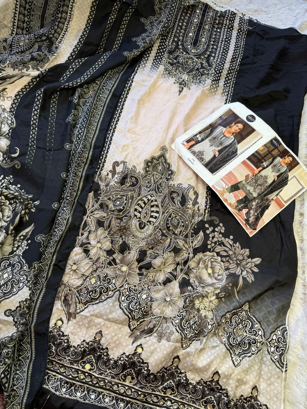 MEHBBOB TEX 1613 PAKISTANI VISCOSE MASLIN COTTON WITH PRINT AND AARI WITH HAND WORK SEMI STICHAD SUIT