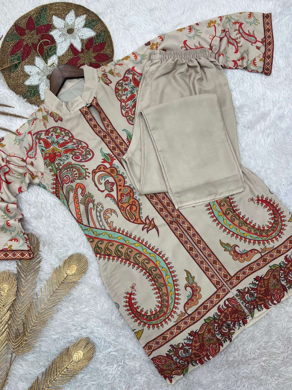 DHK 1356 TRADITIONAL COLLECTION WITH DIGITAL PRINTED CO-ORDS SET