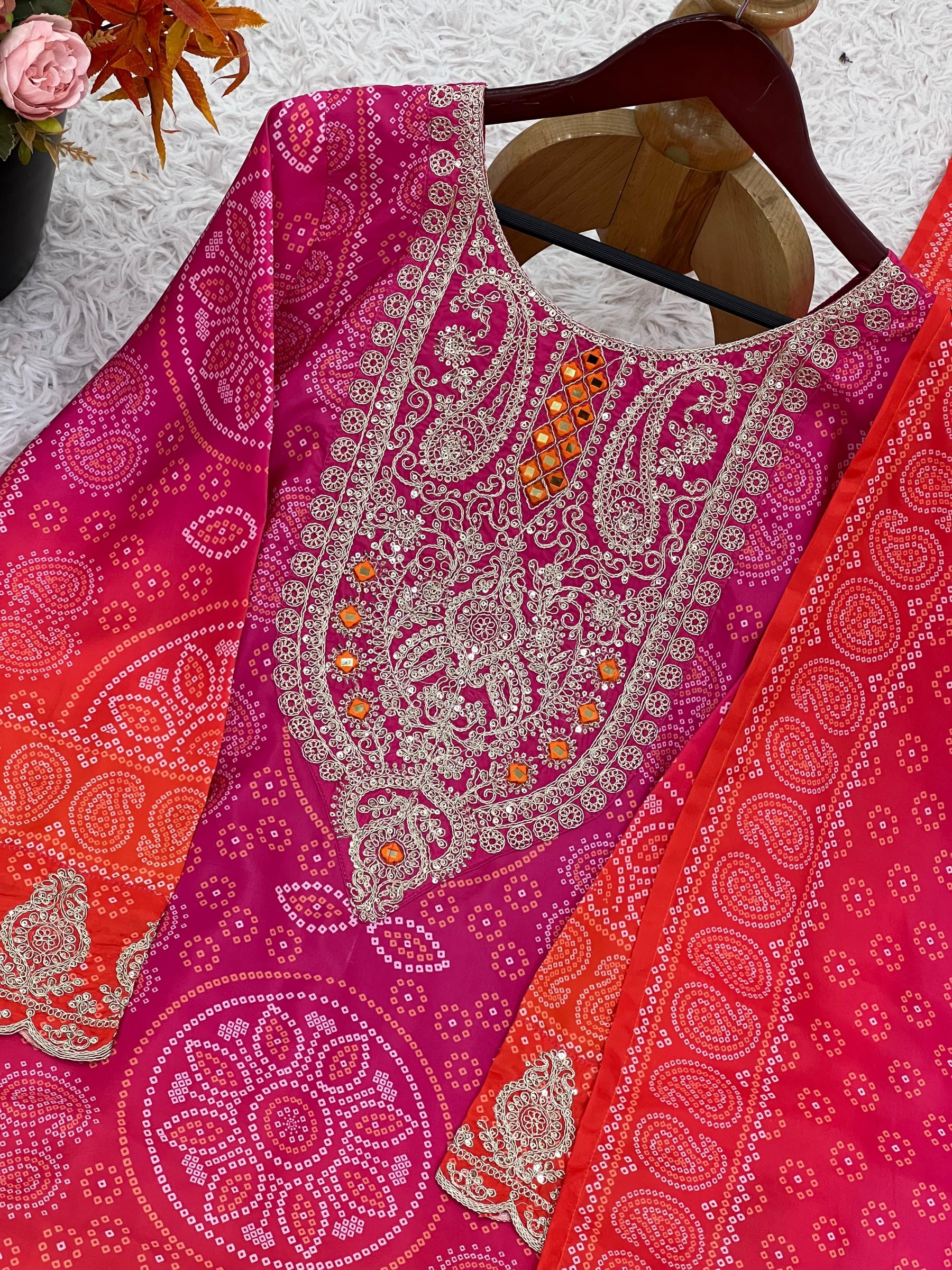 SRK 5292 BADHANI STYLE KURATI SET