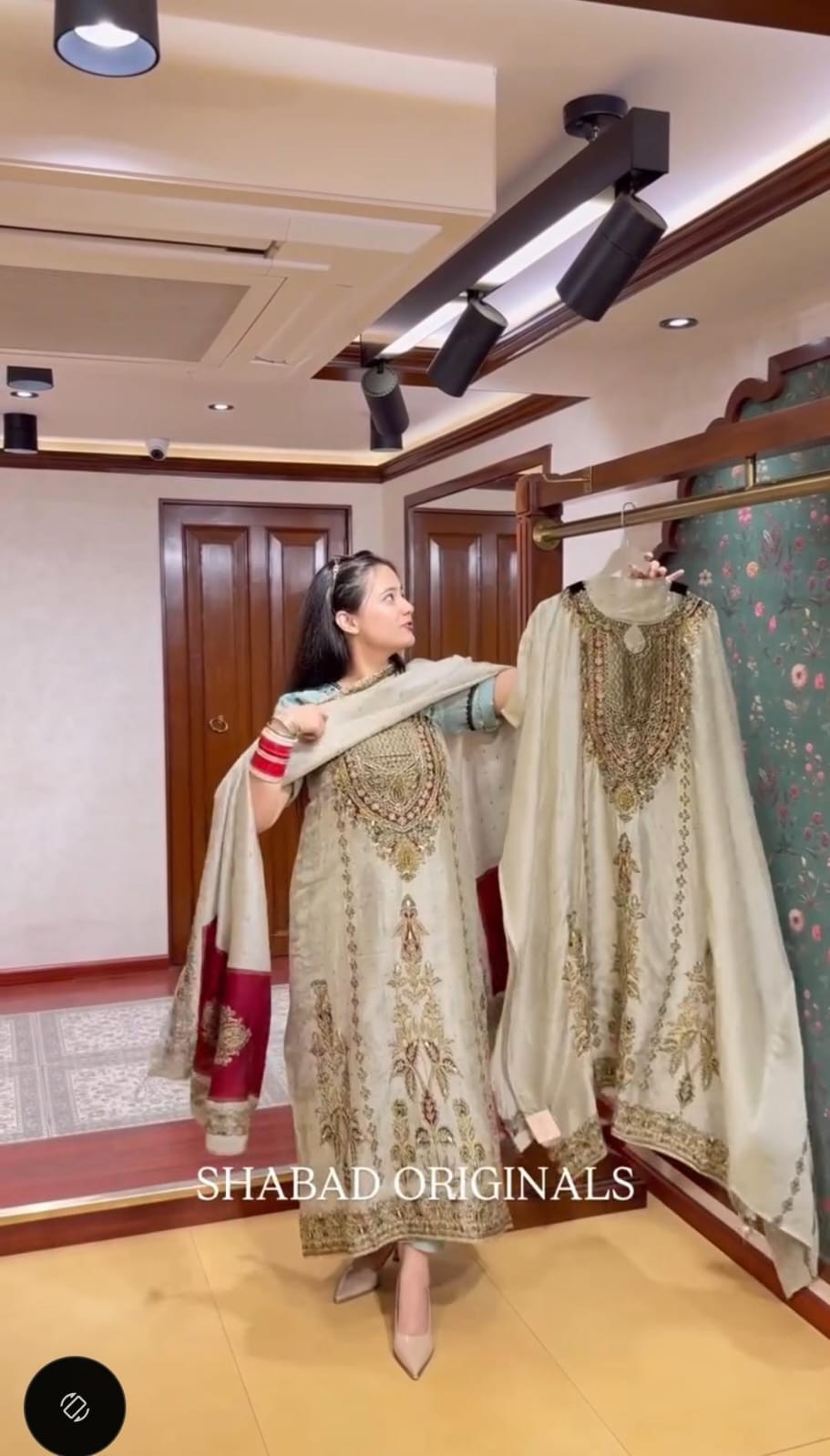 AD 1001 DESIGNER PRINTED KURATIS