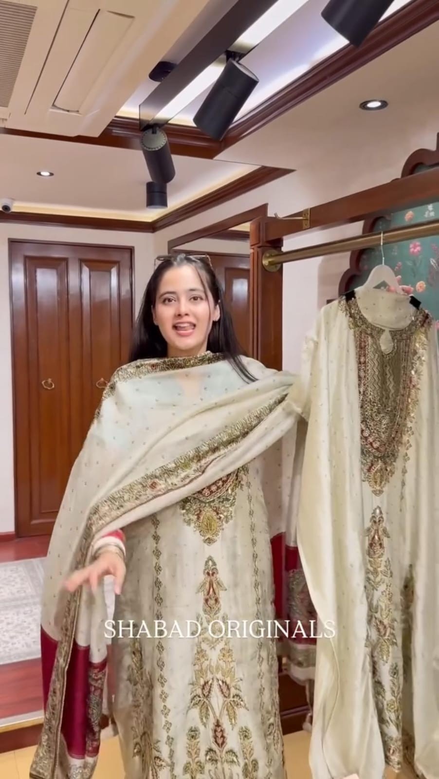 AD 1001 DESIGNER PRINTED KURATIS