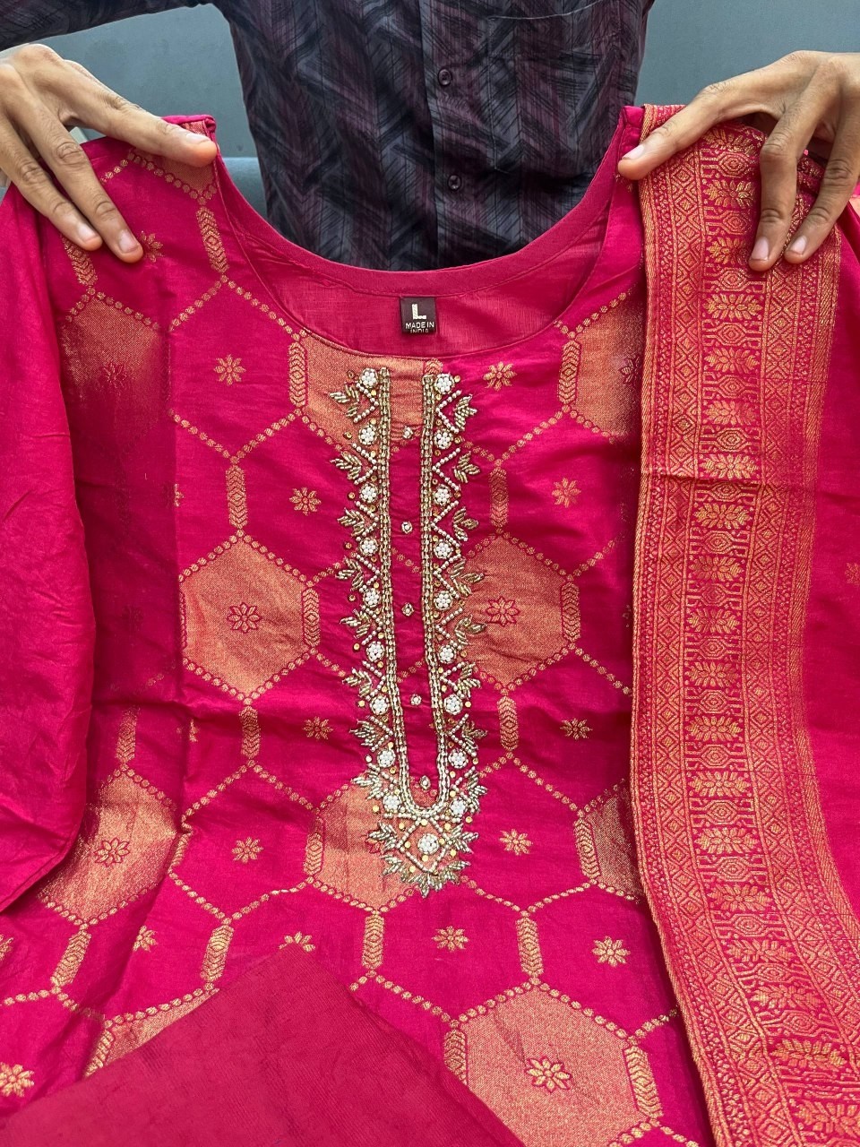 MT 1001 DESIGNER BANARASI KURATIS SET