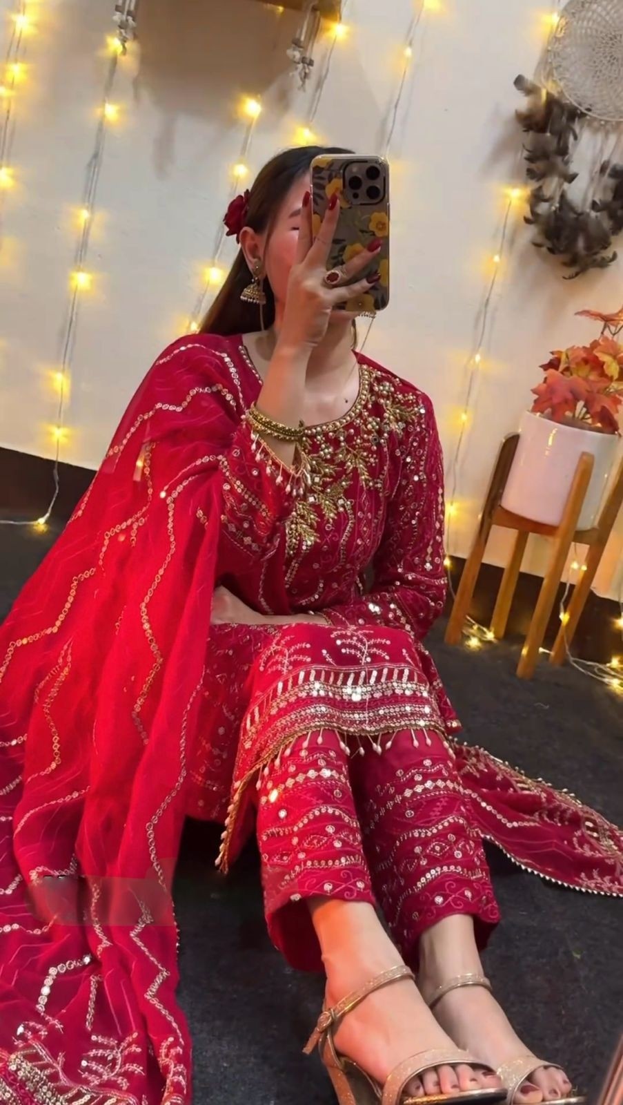 PD 1050 BEAUTIFUL EMBROIDERY WORK SALWAR SUITS ONLINE 