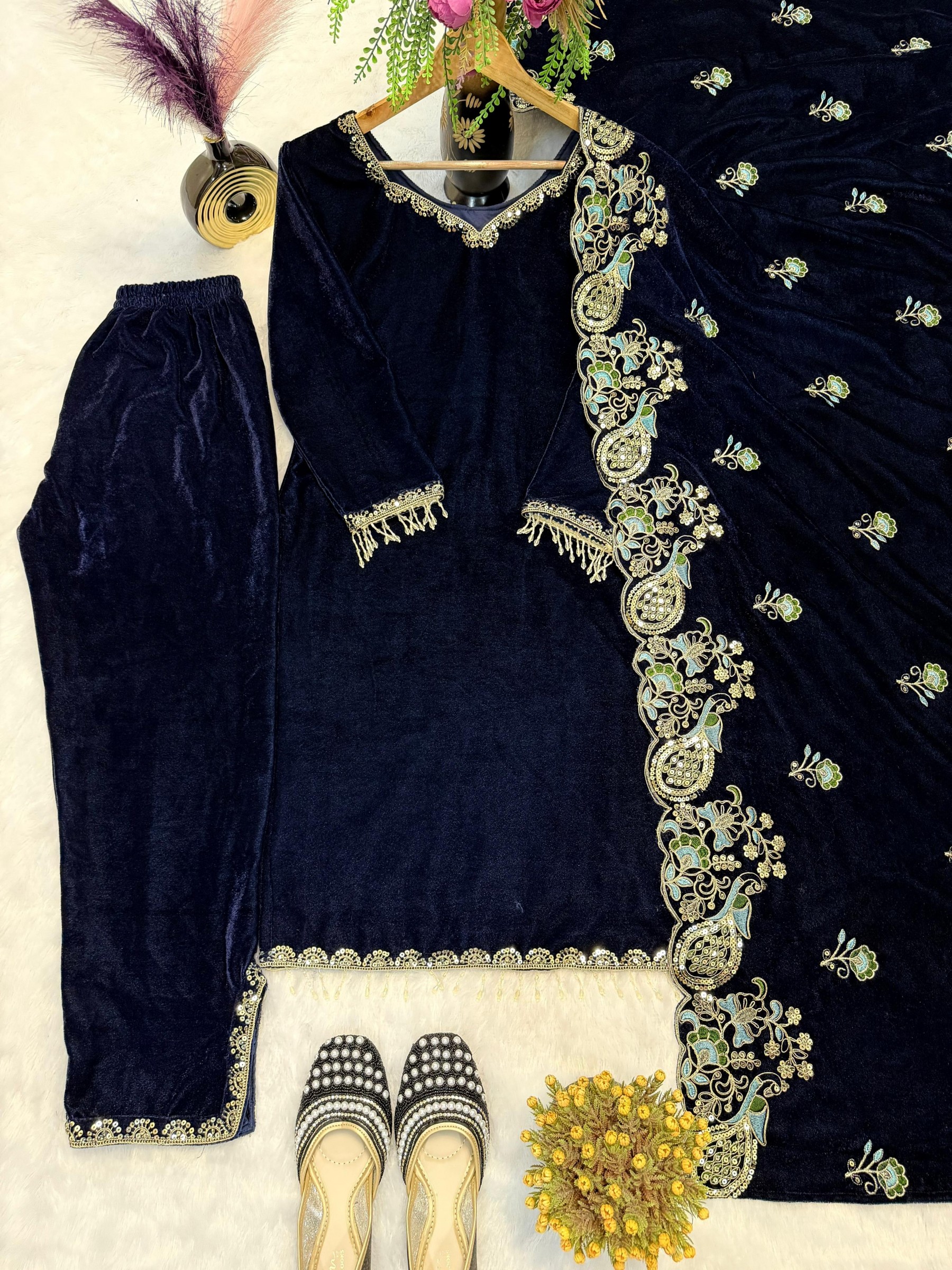 MF 486 DESIGNER INDIA PARTY FESTIVAL PURA VISCOSE VELVET PARTY WEAR SUITS