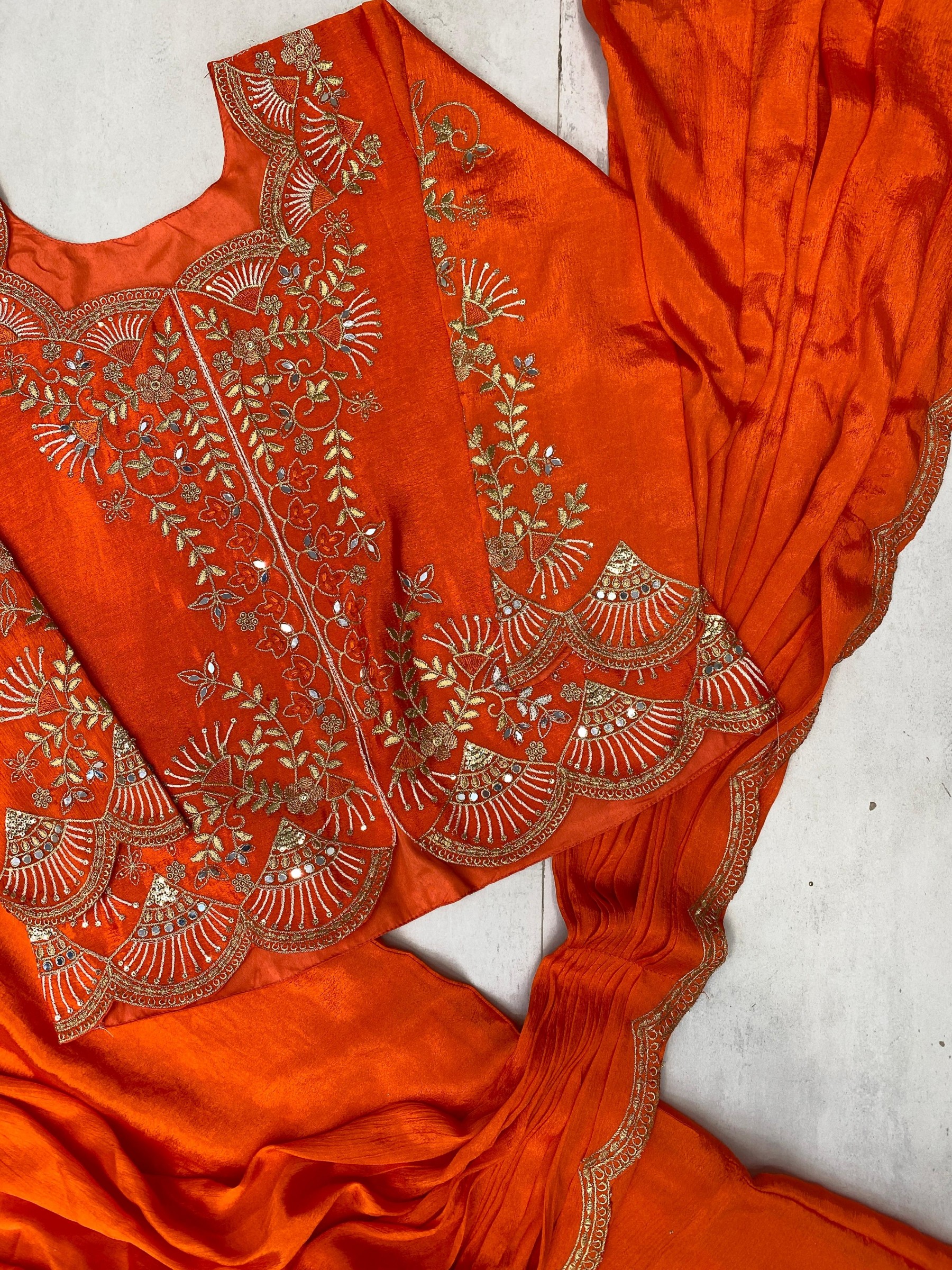 JL 1033 PARTY WEAR LEHENGA WITH TOP COLLETION  FOR WOMAN 