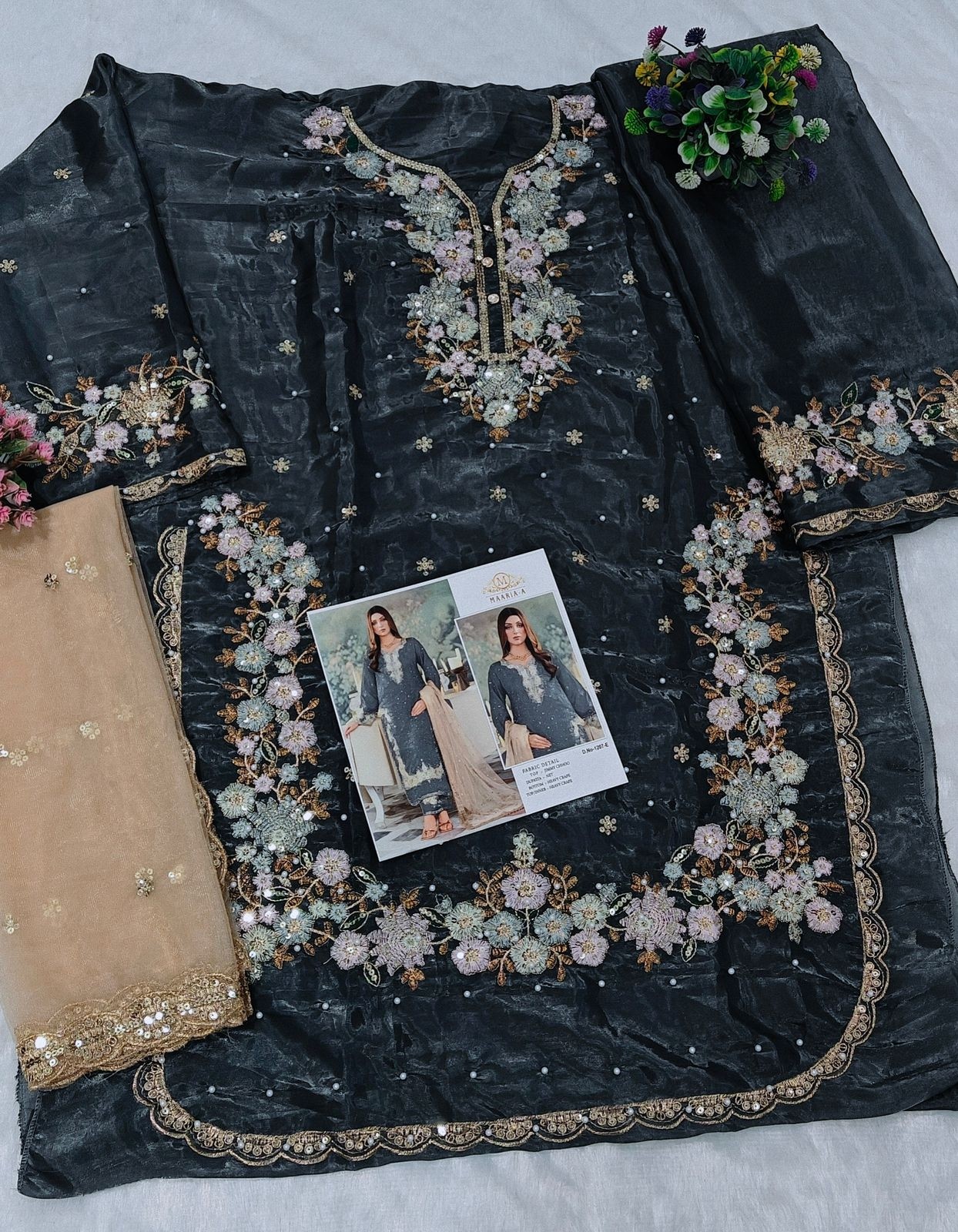 M 1207 PAKISTANI EMBROIDERY JIMMY CHOO SUITS WHOLESALES