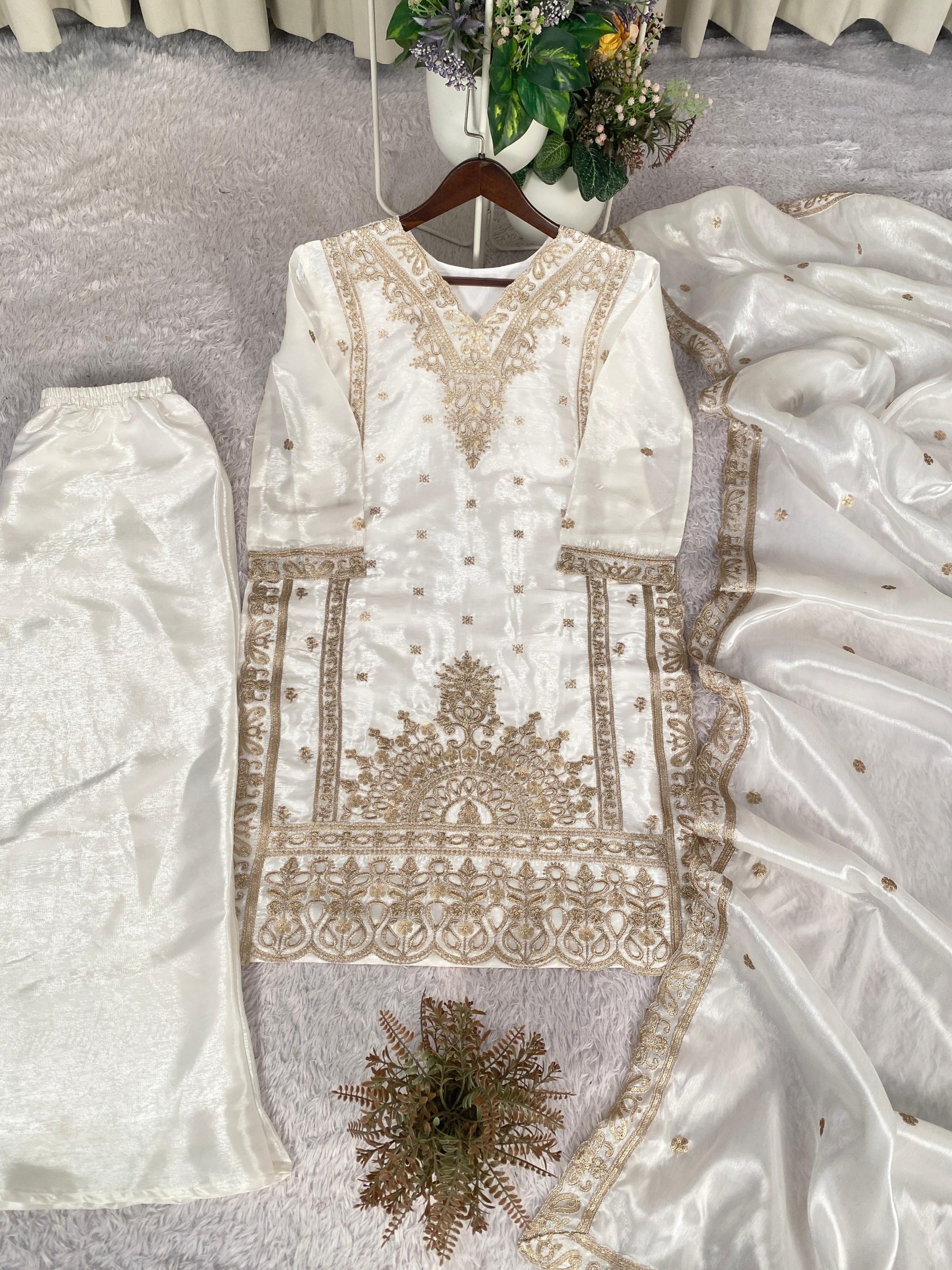 BE 444 FESTIVAL SEASON SALWAR SUITS