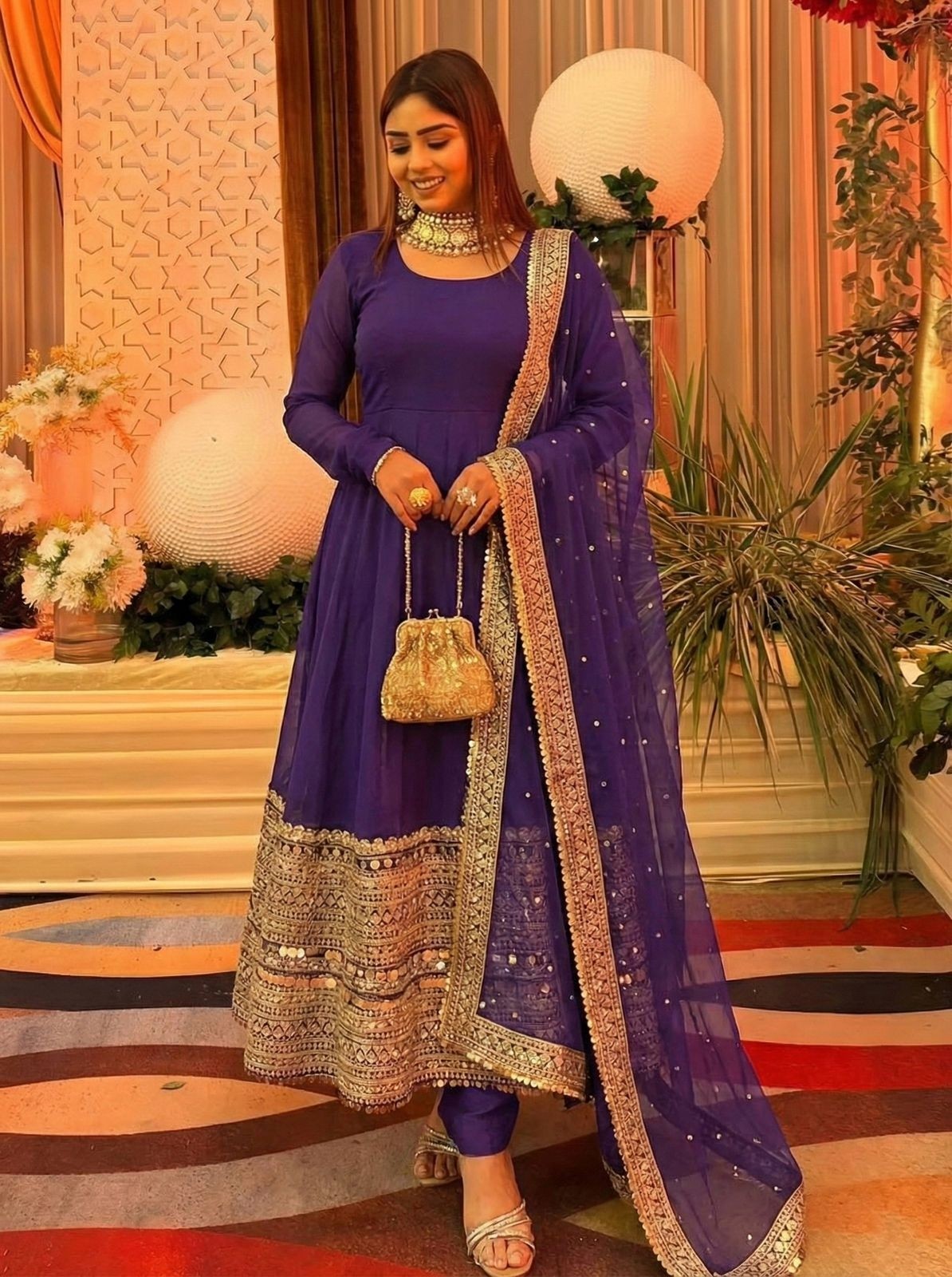 Zsr 3152 embroidery long gowns neck designs