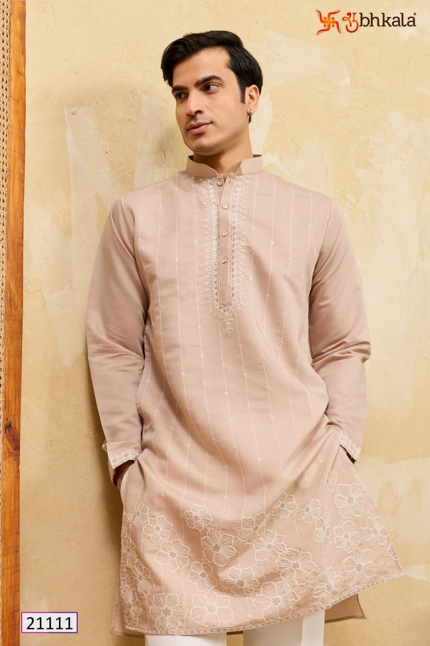 Royal Mauve Kurta Set: Soft Silk Blend with Floral Pattern Embroidery & Mandarin Collar Festive Style