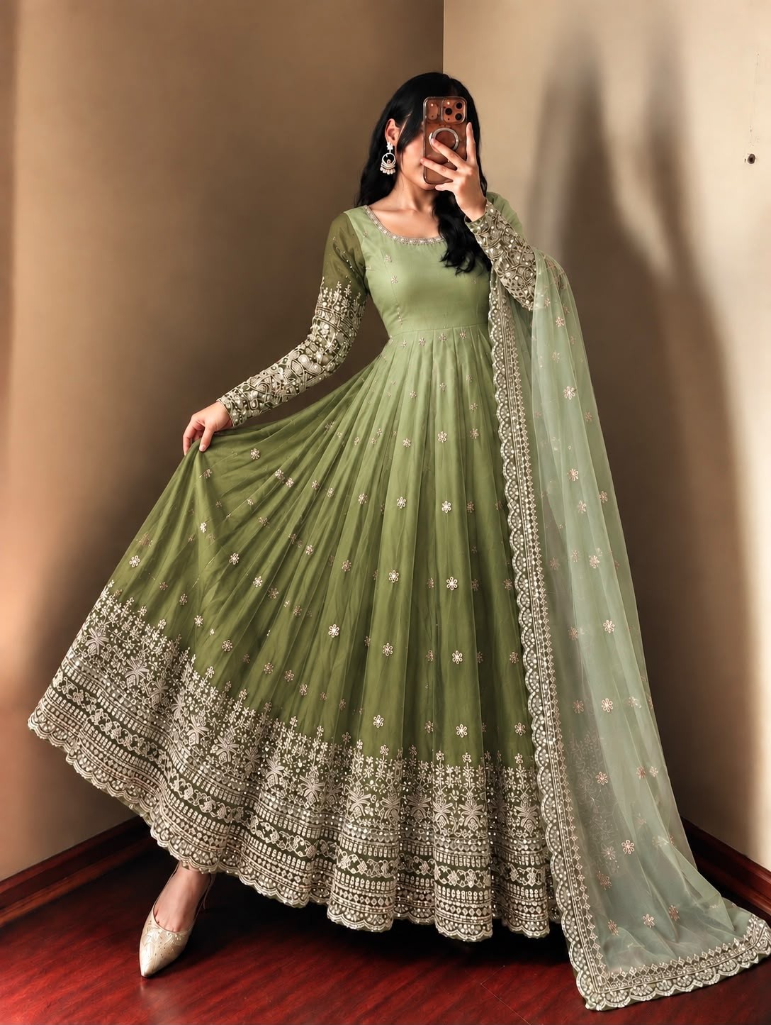SR 1725 PARTY WEAR GOWN MANUFACTURERS 