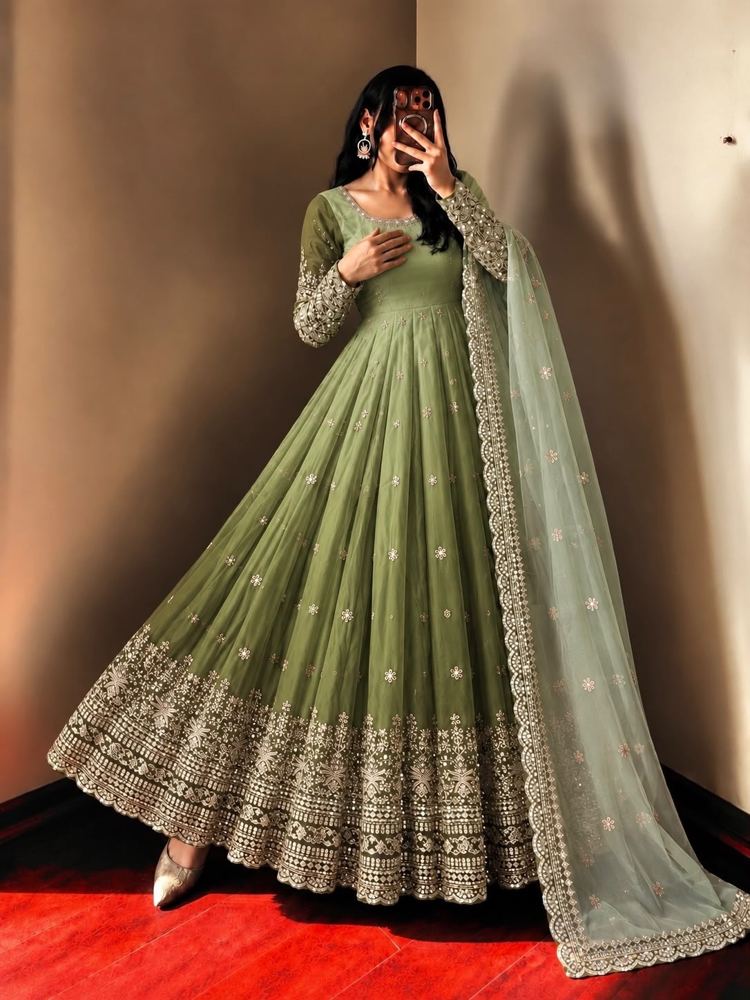 SR 1725 PARTY WEAR GOWN MANUFACTURERS 