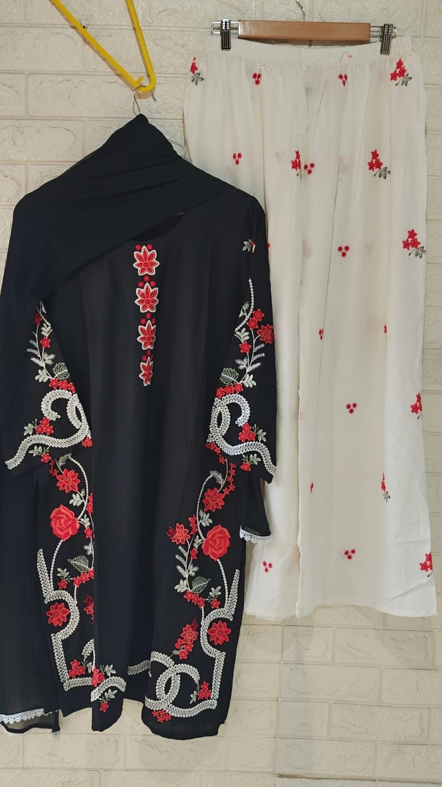 YF-101 PAKISTANI READY MADE SALWAR SUIT MANUFACTURER 