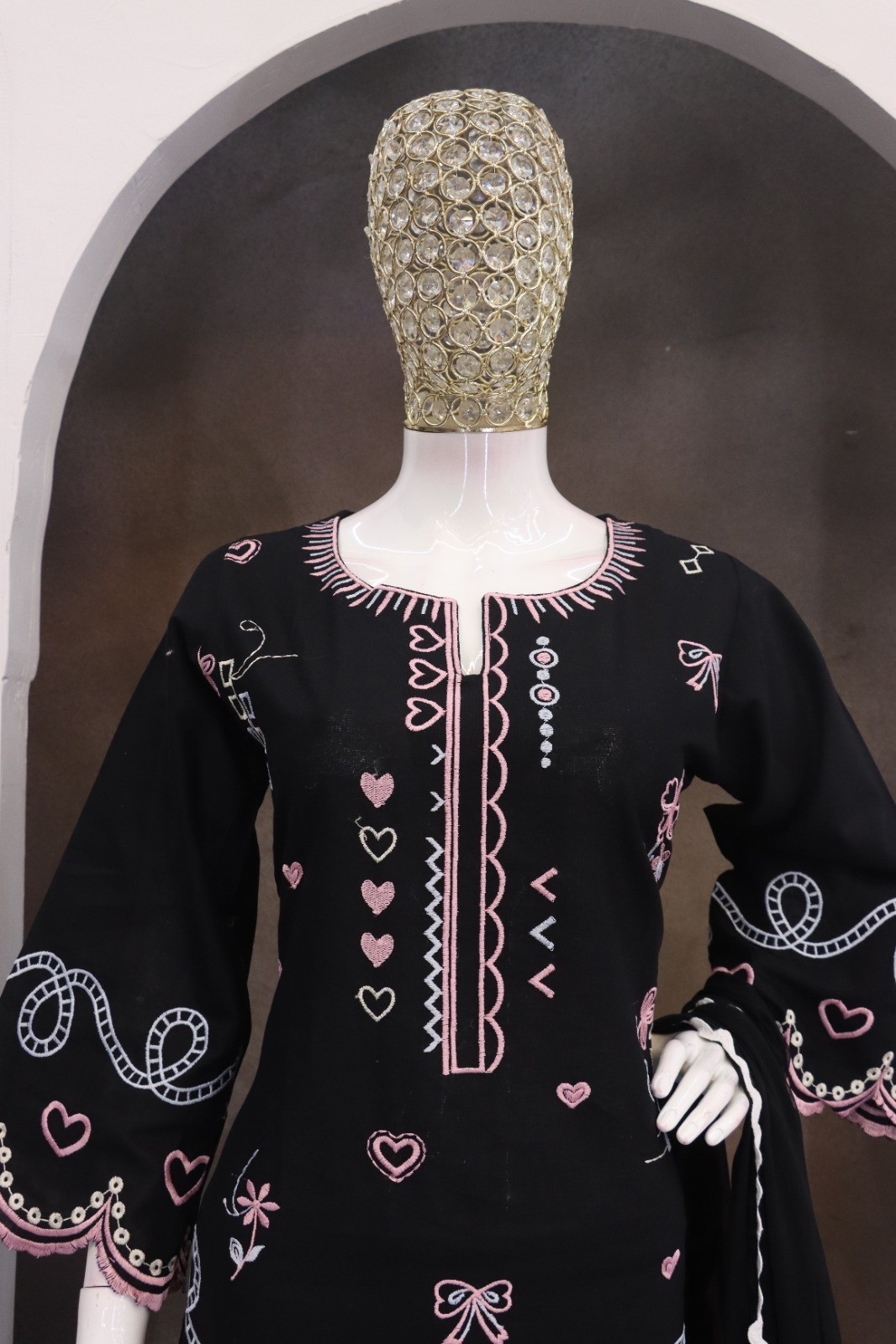 MAH-E-ROOH 4919 PAKISTANI FESTIVAL SALWAR KAMEEZ MANUFACTURERS 
