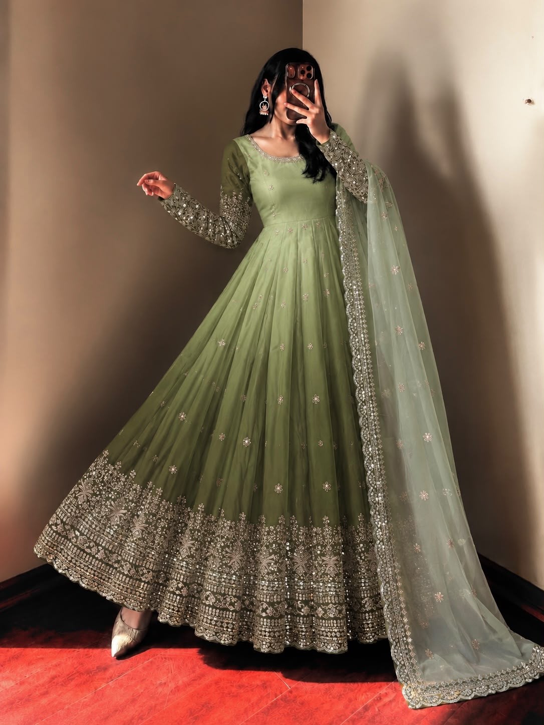 SR 1725 PARTY WEAR GOWN MANUFACTURERS 